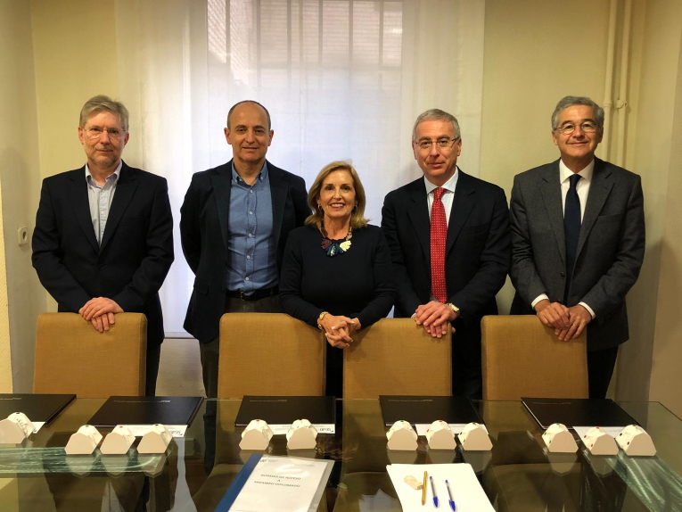 Madrid 2019 - La commissione d'esame dello Spanish Board of Orthodontics 2019 (Prof.i Puigdollers, Espinar, Soler Segada, Caprioglio, Leitao)