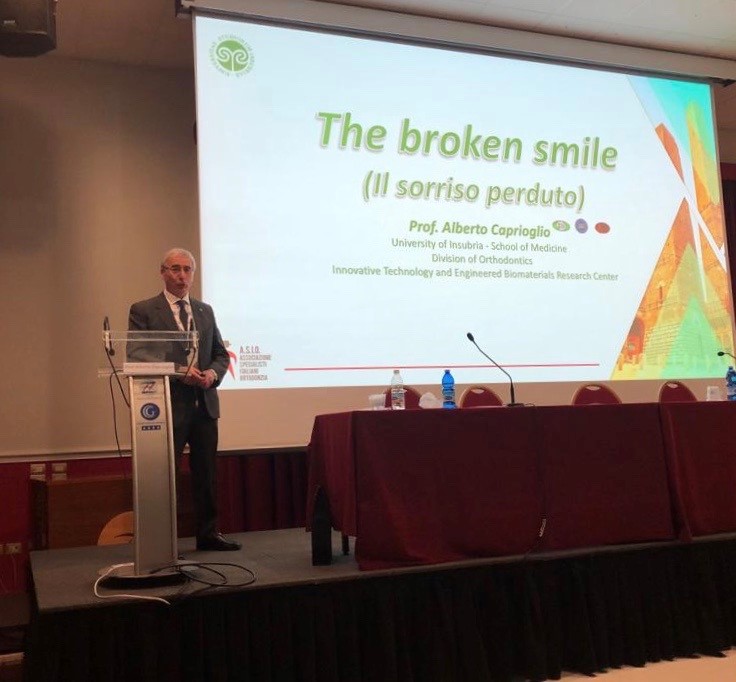 The broken smile Bologna congresso